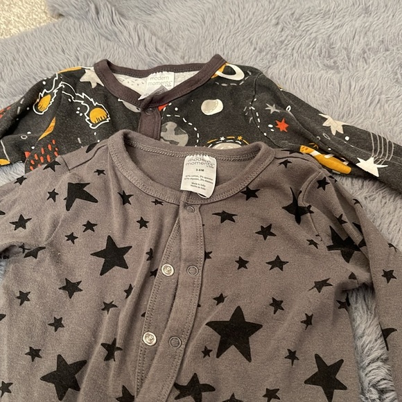 10 Pc Modern Moments by Gerber Baby Boy Gift Set - 3-6Months - Picture 6 of 12